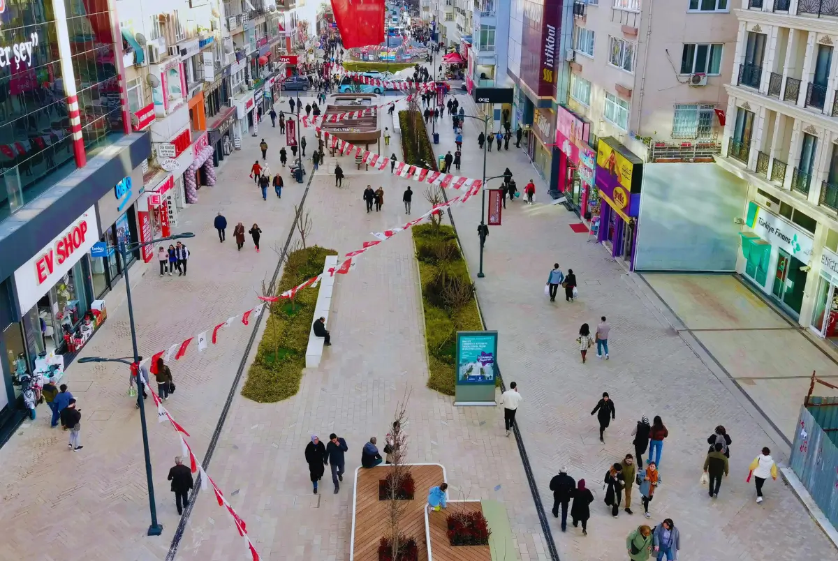Maltepe Cumhuriyet Meydanı