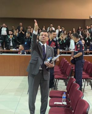 Asrın hukuksuzluğu yapılıyor!