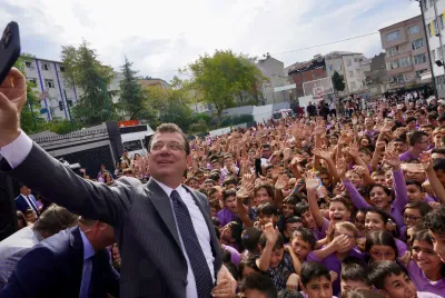 40 Bin Öğrenciye Kırtasiye Seti Dağıtıyoruz