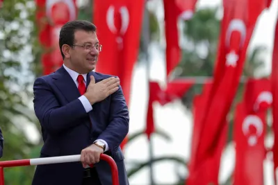 Türk Demokrasisi Ciddi Tehdit Altında