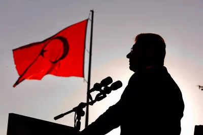 Cumhurbaşkanlığı Adaylığım Kesin Biçimde Devam Etmektedir