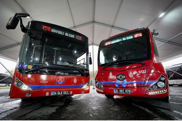 252 Yeni Metrobüs Hizmete Başladı