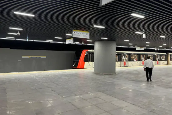 M9 Ataköy-Olimpiyat Metro Hattı’nın Mimar Sinan İstasyonu Açıldı