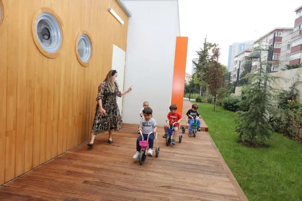 İBB Kreşleri Hizmette