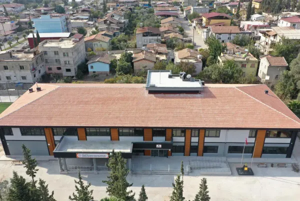Hatay İBB Emekçileri Kırıkhan Mesleki Teknik ve Anadolu Lisesi Açıldı