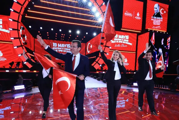 Sizler, “Özgürlük ve Bağımsızlık Benim Karakterimdir” Diyen Atatürk’ün Evlatlarısınız!