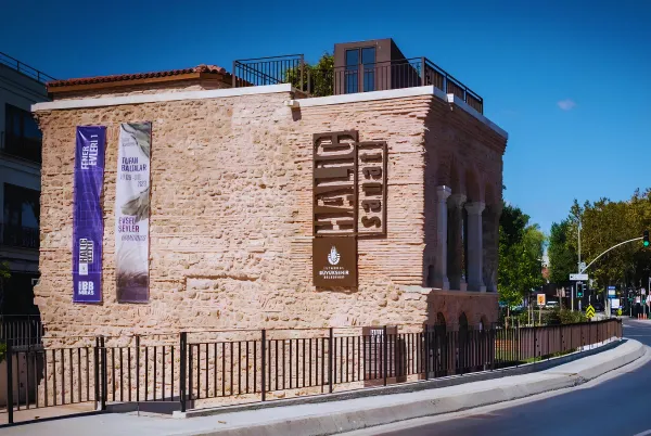 Haliç Sanat ile Haliç Kıyılarını Sanatla Buluşturduk